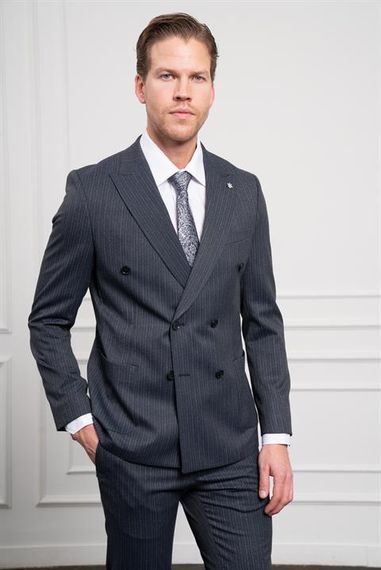 Morven Erkek Lacivert Trend Slim Fit Dar Kesim Sivri Yaka Kruvaze Takım Elbise - صورة 3