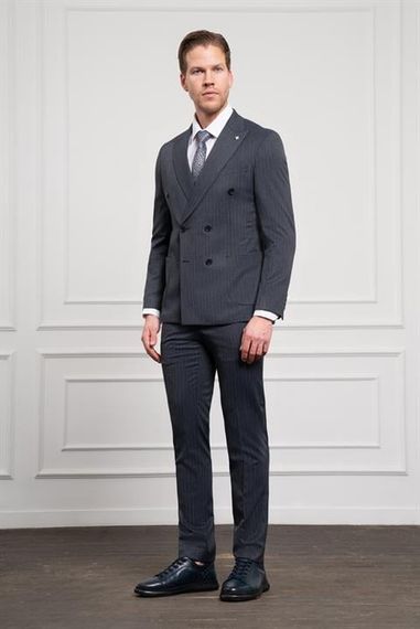 Morven Erkek Lacivert Trend Slim Fit Dar Kesim Sivri Yaka Kruvaze Takım Elbise - صورة 2