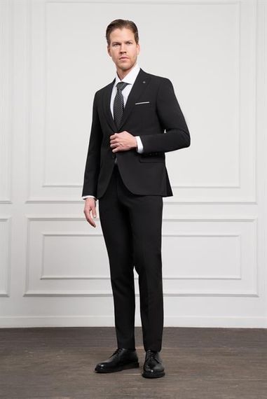 Morven Erkek Siyah Basic Düz Desen Slim Fit Sivri Yaka Takım Elbise - fotoğraf 4