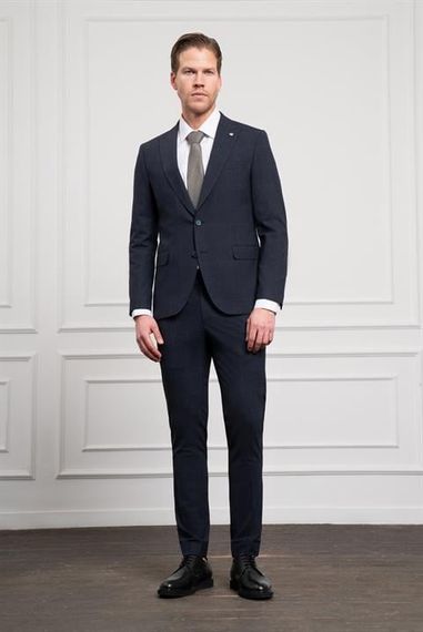 Morven Erkek Lacivert Yünlü Slim Fit Sivri Yaka Takım Elbise - fotoğraf 3