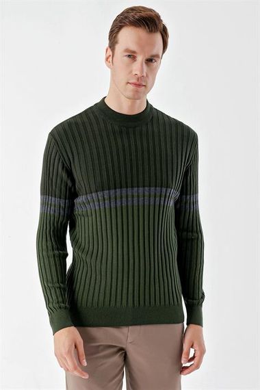 Мужской свитер Хаки с динамичной посадкой и воротником-таблетка из 50% хлопка и 50% акрила, длинные рукава, удобный крой - фото 3