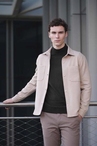 Morven Erkek Bej Çıtçıtlı Yan Cepli Dynamic Fit Kısa Gömlek Mont - фото 1