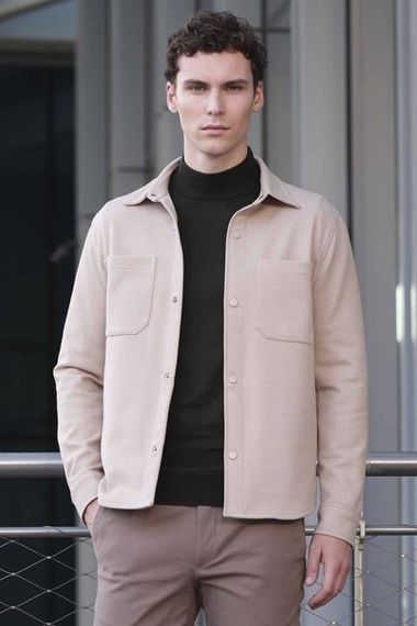 Morven Erkek Bej Çıtçıtlı Yan Cepli Dynamic Fit Kısa Gömlek Mont - фото 4