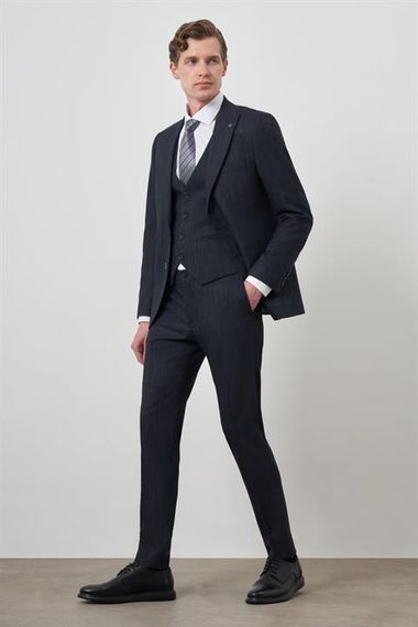Morven Erkek Lacivert Trend Yelekli Slim Fit  Sivri Yaka Takım Elbise - fotoğraf 2