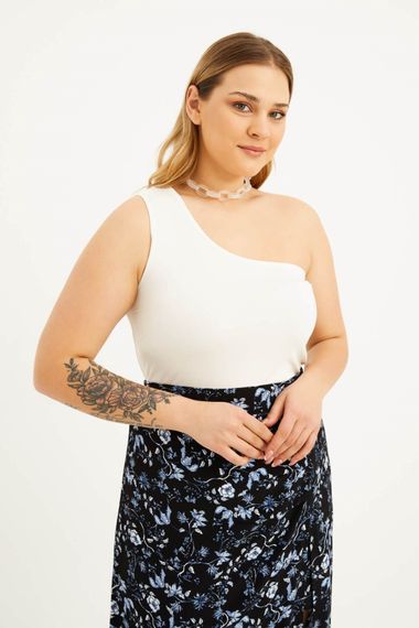 One Shoulder Crop Top - photo 3