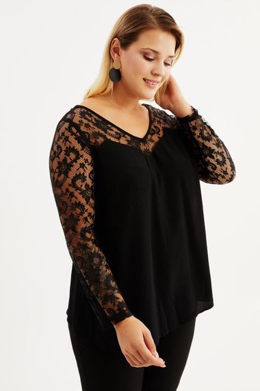 V-Neck Sleeves Lace Blouse - photo 2