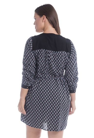 Довге плаття з геометричним візерунком, регульоване з поясом, комір-воротник, манжетні рукави, доступне в чорному кольорі, великий розмір - фото 3