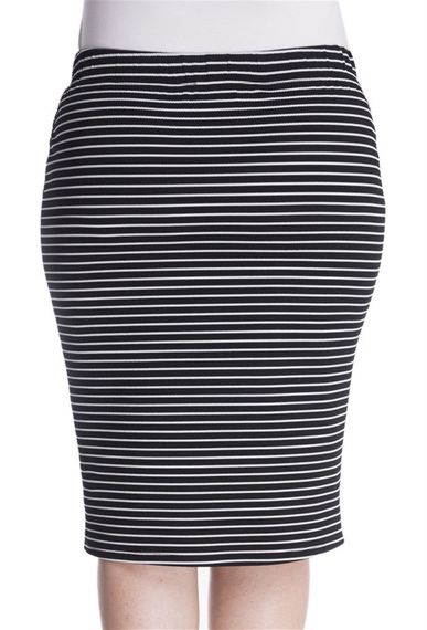 تنورة محبوكة مخططة - صورة 4