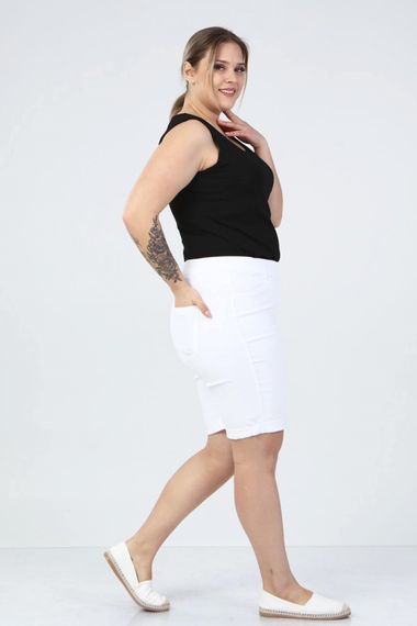 Шорты с мягкой резинкой на талии, свободный крой, длина выше колена, 69% хлопка, 28% полиэстера, 3% эластана, размеры 40-52, цвет белый - фото 3