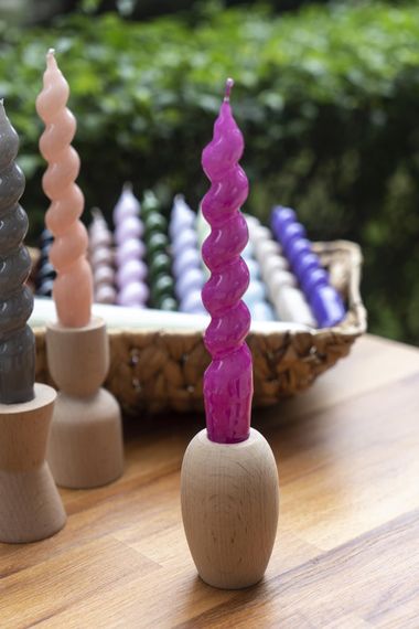 M'art Home Spiral Fuchsia Candlestick Candle