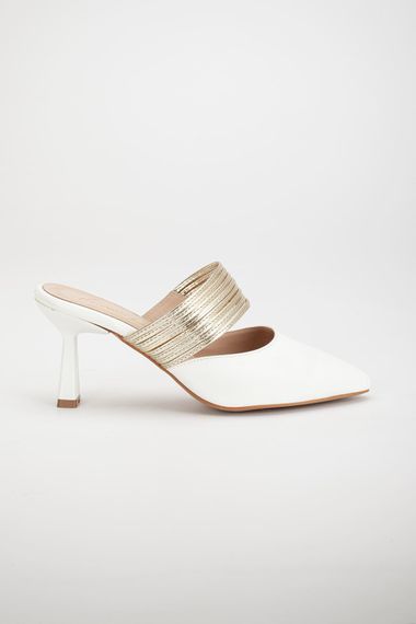 Женские белые туфли на каблуке из кожи - фото 2