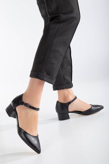 Женские туфли на каблуке черные из кожи высота каблука 4 см подошва термо размеры 36 37 38 39 40 - фото 2