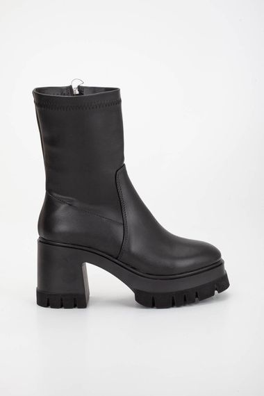 حذاء تشيستر نسائي قابل للتمدد بسحاب جلد أسود - صورة 4