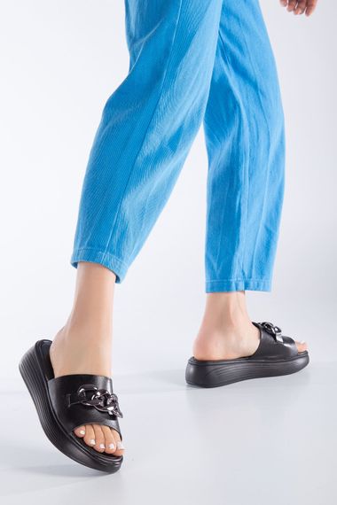 Туфли для женщин Jerry с декоративной застежкой, натуральная кожа, черные, подошва из полиуретана, высота подошвы 5 см, размеры 36-40 - фото 1