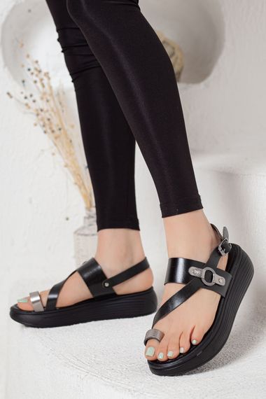 تودي صندل جلد طبيعي نسائي بلاتين أسود - صورة 1