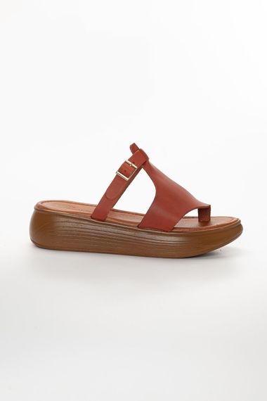 Сандалі Cora з натуральної шкіри, колір: коричневий, підошва: поліуретан, висота підошви: 5 см, розміри: 36-40 - фото 4