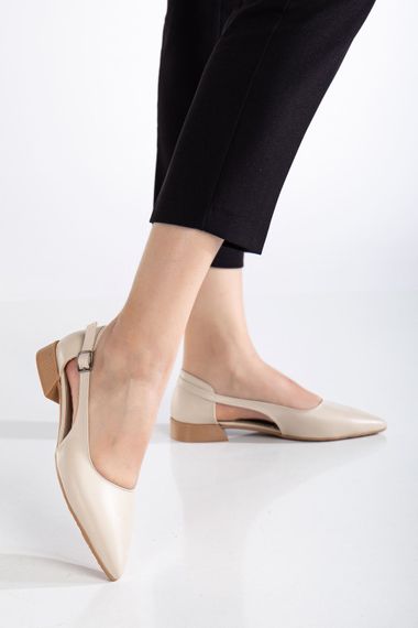 Kadın Günlük Karnı Yarık Sivri Burun Babet Ten Cilt - photo 1