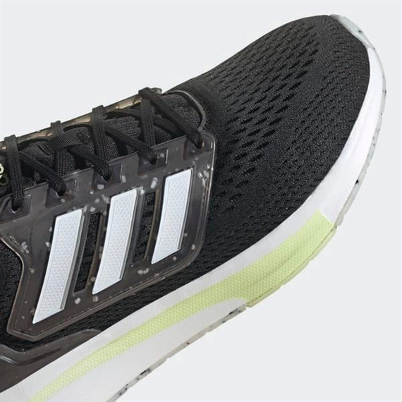 Чоловічі кросівки Adidas EQ21 для бігу - чорні та білі, легкі, з підтримкою щиколотки, 50% переробленого матеріалу, комфортна амортизація - фото 5