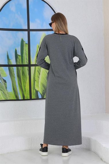 Full Length Women's Hijab Dress Gray with Embossed Lettering - photo 5