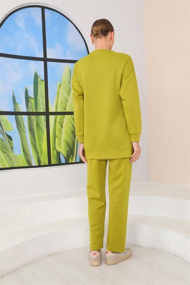 Women's GREEN Color Crew Neck Sweat Wide Leg Trousers Sports Suit - photo 3