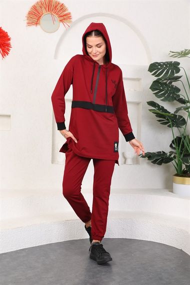 Жіночий бордовий спортивний костюм з капюшоном – свитшот та джоггери - фото 3
