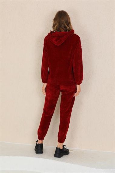 Жіночий бордовий велюровий спортивний костюм з капюшоном та кишенями, м'який та елегантний для осені та зими - фото 2