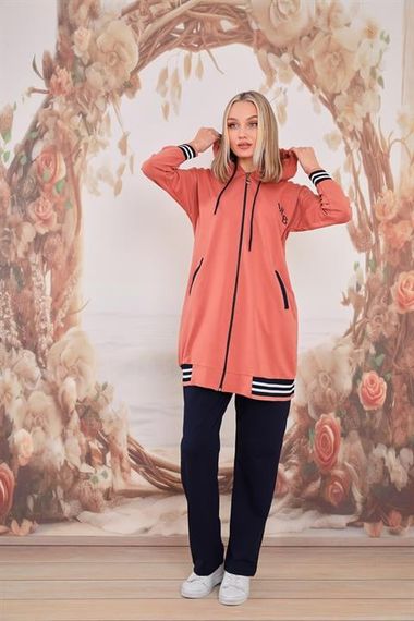 Спортивний жіночий комплект з капюшоном, 2 частини, персикового кольору, високоякісна тканина, з кишенями та деталями у вигляді смужок - фото 5