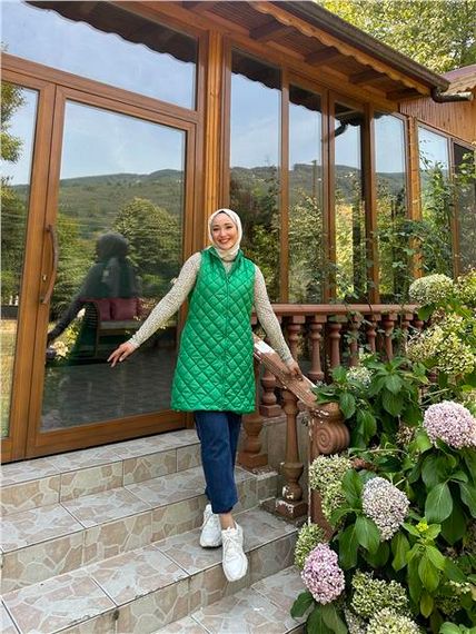 Despina Kapitone Fermuarlı Çıtçıtlı Kolsuz Yelek - 71150 - Benetton Yeşil - photo 1