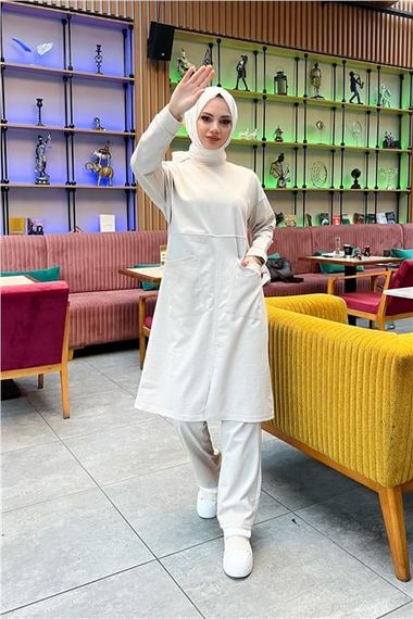 طقم بنطال تونيك طويل سادة أساسي رياضي مزدوج مع جيبين أماميين - 03067 - إكرو - صورة 3