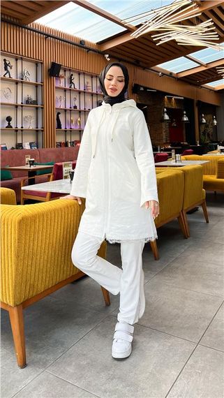 Спортивный комплект с жаккардовым рисунком, регулируемым капюшоном, штанами, доступный в размерах 38-46, кремовый цвет - фото 2