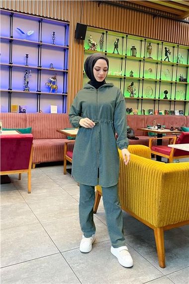 طقم رياضي أساسي مكون من قطعتين مزود بغطاء للرأس وسحاب وخصر مربوط - 03070 - كاكي - صورة 2