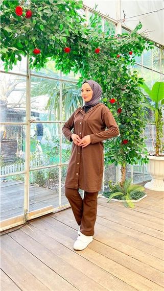 Çıtçıtlı Kapşonlu Uzun Tunik Pantolon İkili Tesettür Eşofman Takımı - 03078 - Kahverengi - fotoğraf 5