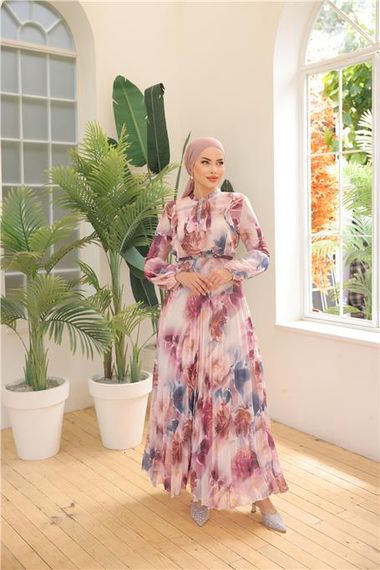 فستان شيفون طويل مزين بحزام - 50001 - اللون البنفسجي متوفر بمقاسات متعددة - صورة 3