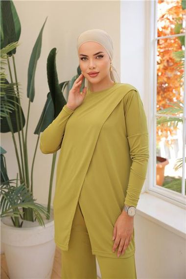 Асиметричний комплект спортивного одягу, колір - оливковий, модель 71191, доступні розміри: 38-46 - фото 5