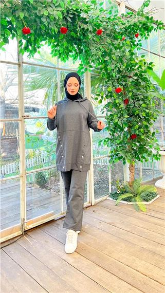 Kapşonlu Çıtçıt Detaylı Kısa Sweat Pantolon İkili Tesettür Eşofman Takımı - 03079 - Antrasit - photo 3