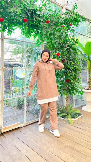 طقم الرياضة القصير ذو القرص المطبوعة مع تفاصيل الجيب بديل مع كابوشون باللون الفيزون والقياسات المتاحة 40-48 - صورة 4