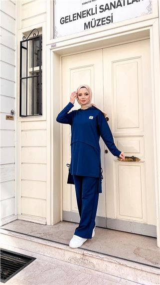 طقم شتوي مغلق بأكمام طويلة وسحاب بتفاصيل حبل من القطن بلون إنديجو - صورة 3