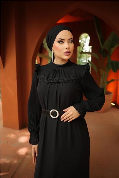Off-Shoulder Belted Simple Long Chiffon Dress in Black - photo 5