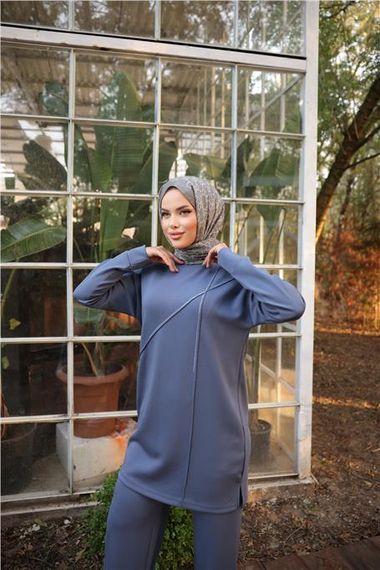 Çarpraz Taş Detaylı O Yaka Sweat-Pantolon İkili Eşofman Spor Takımı - 71215.006 - İndigo - photo 5