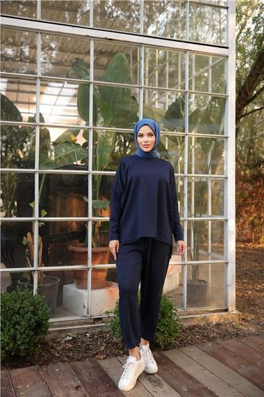 Arkası Uzun O Yaka Kısa Sweat-Pantolon İkili Eşofman Spor Takımı - 71216.015 - Lacivert - photo 1