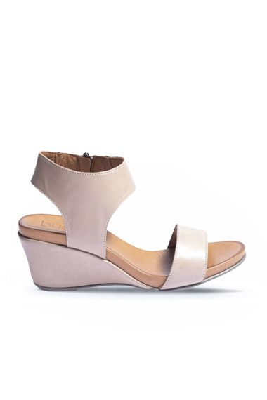 Bueno Shoes Kadın Dolgu Topuklu Sandalet 01WN0501 - fotoğraf 1