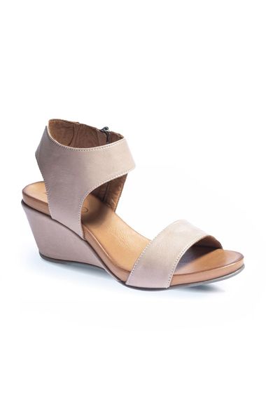 Bueno Shoes Kadın Dolgu Topuklu Sandalet 01WN0501 - fotoğraf 2