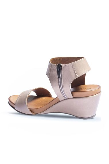 Bueno Shoes Kadın Dolgu Topuklu Sandalet 01WN0501 - fotoğraf 4