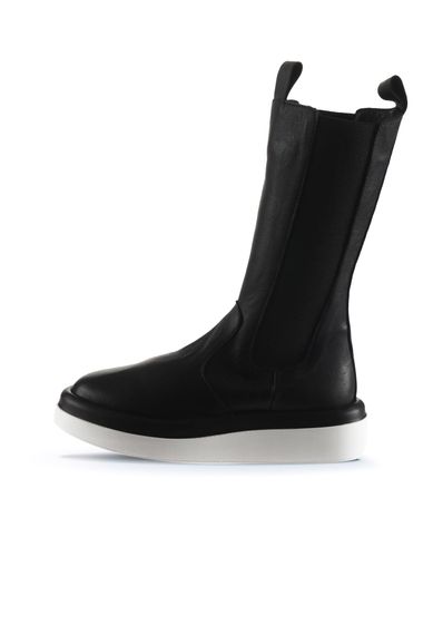 Жіночі черевики на платформі Bueno Shoes 01WT5800 з натуральної шкіри, доступні в чорному та бежевому кольорах, розміри 35-41 - фото 3