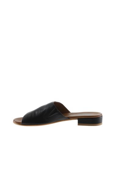 Женские босоножки Bueno с плоской подошвой, кожаные, высота каблука 3 см, доступные в белом, голубом, желтом и черном цветах - фото 4