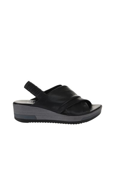 Bueno Shoes Kadın Dolgu Topuklu Sandalet 01WU5700 - fotoğraf 2