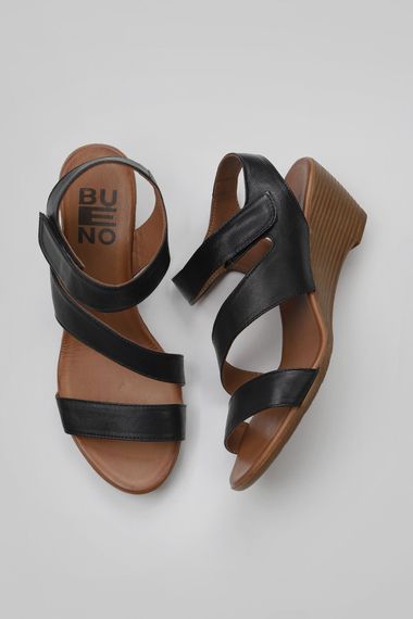 Bueno Shoes Kadın Dolgu Topuklu Sandalet 01WN3720 - fotoğraf 1