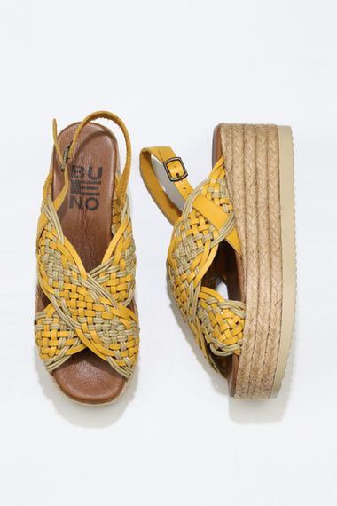 Bueno Shoes Kadın Dolgu Topuklu Espadril Sandalet 01WU6115 - fotoğraf 1