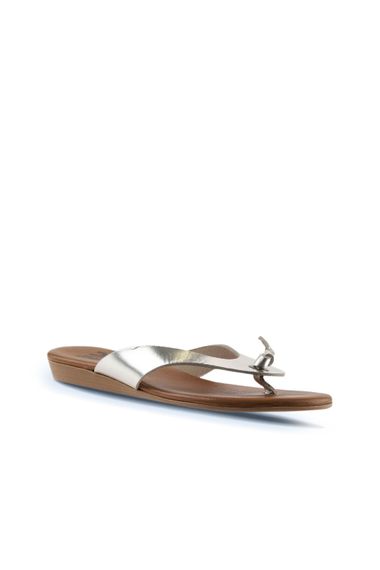 Жіночі сланці Bueno з перфорованої шкіри, 2 см каблук, доступні в розмірах 36-41, кольори: бежевий та жовтий - фото 3