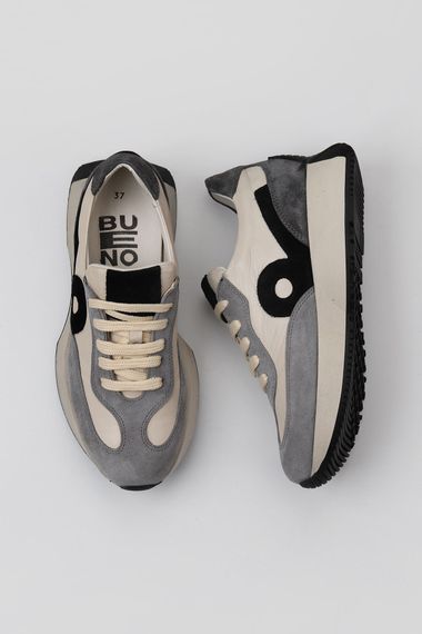 Bueno Shoes Kadın Dolgu Topuklu Spor Ayakkabı 01WV11300 - fotoğraf 1